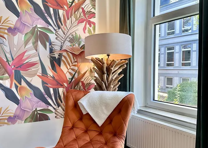 Exklusives City-Apartment Im Herzen Oldenburgs Mit Balkon Und Parkplatz A36